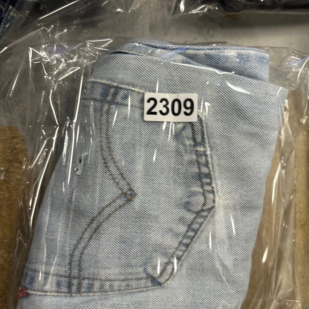 Levis 550 Relaxed Fit Light‎ Wash Distressed Jeans Mens 34x34 Tapered Leg Blue